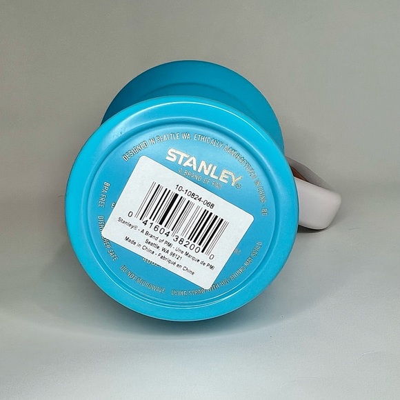 Stanley Pool Ombre 40 oz Quencher H2.0 FlowState Tumbler - Picture 6 of 8